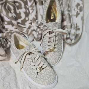 NWOT MICHAEL Michael Kors Keaton Sneakers
